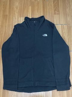 (Kategori: ) berada di . Dikirim oleh legi.thrift (ID iklan 1327804922, Gambar 1). Deskripsi: .