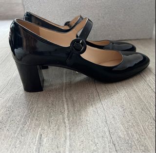 (Category: ) located in . Submitted by junnie07 (Listing ID 1327779787, Image 1). Description: .