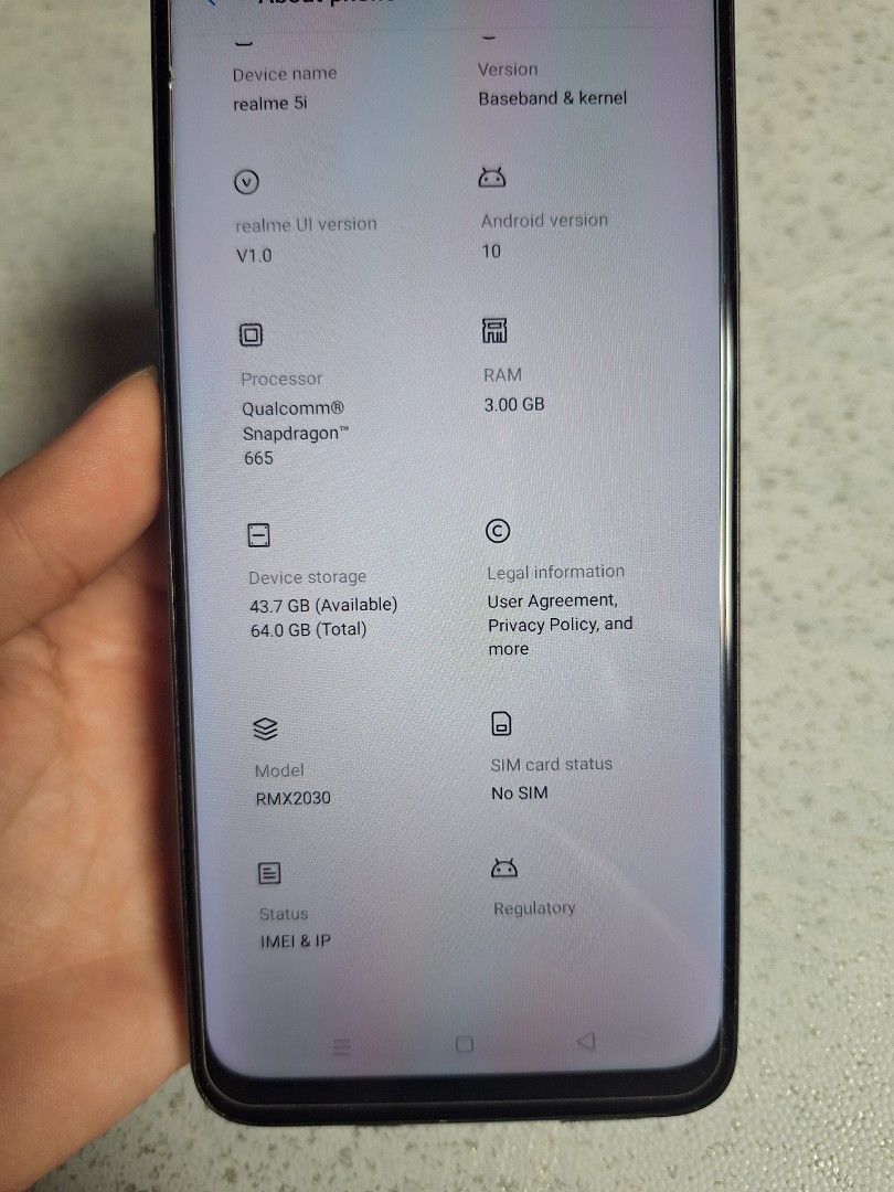 Realme 5i (Category: Realme) located in Caloocan City. Submitted by re.wearbyrecca (Listing ID 1327729886, Image 3). Description: Realme 5i see specs in the last picture with box with charger Issue: lag and battery bawal sa maarte negotiable buy at your own risk Rfs: spare phone only.