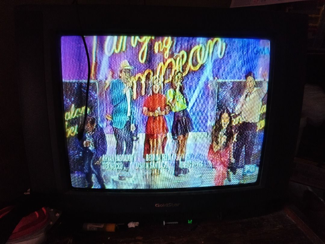 Rush Sale (Category: TV) located in Manila. Submitted by blaxkfelineinfinity (Listing ID 1327791080, Image 2). Description: Rush Sale 28 inches Television Price:4500 *Fixed Price po * Length: 28" Screen length: 20" Height: 22" Screen Height:15" Width: 15" Condition: 2nd Hand Color: Black *For This item it is only For "PICK-UP/Thru transportify (We don't accept meet- up in this Item) WE CAN ACCEPT Shipping but with additional Charge *For more deta