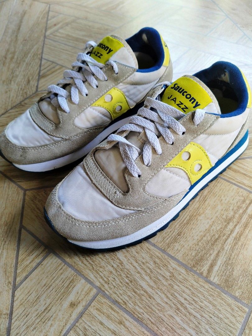 Saucony shoes on sale zara outlet