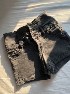 （分類：）位於 。 由 geeegeees 提交（商品編號 1327809936，圖片 1）。簡介： 。
