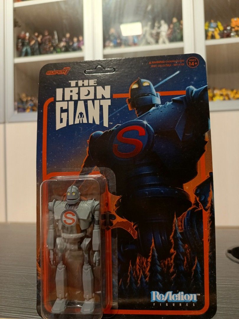 SUPER 7 IRON GIANT, Hobbies & Toys, Toys & Games on Carousell