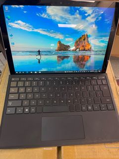 Surface pro 6 i5 8350u 1.9GHz 8GB ram 256gb ssd 12.3 inch 2K touch Win11 pro 64 Bits64239249432067110