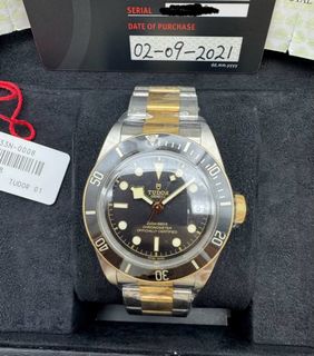 （分類：）位於 。 由 mengfei_watches 提交（商品編號 1327879885，圖片 1）。簡介： 。