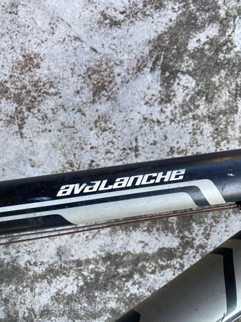 Vintage 2001 USA GT Avalanche 3.0 26rim full aluminum frame, Sports