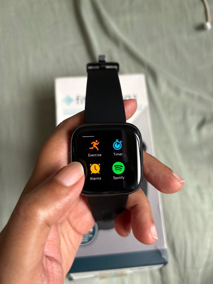 Used fitbit hot sale