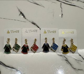 （分類：）位於 。 由 050418 提交（商品編號 1328022036，圖片 1）。簡介： 。