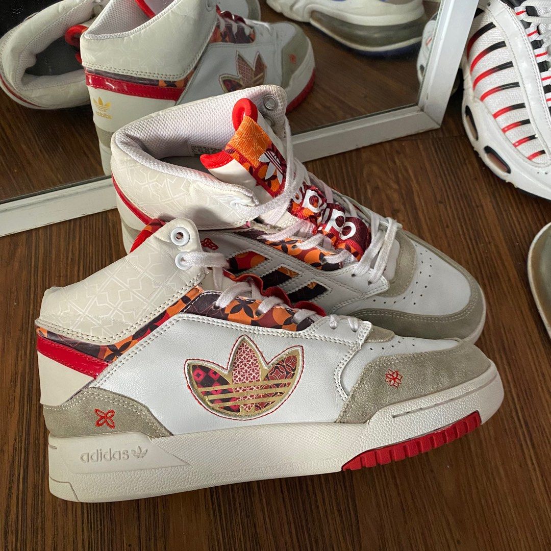 Adidas china edition xl store