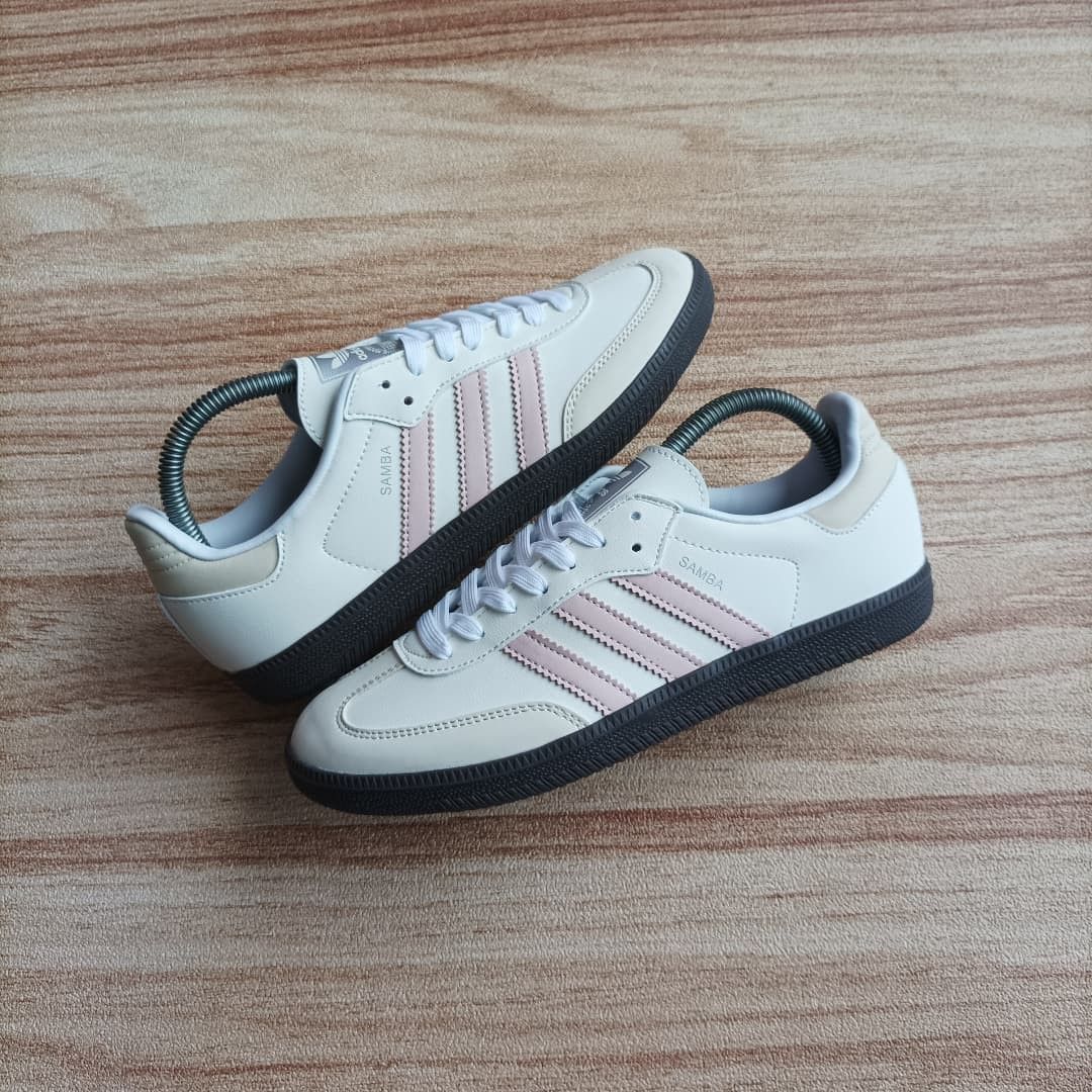 Adidas b3789 deals