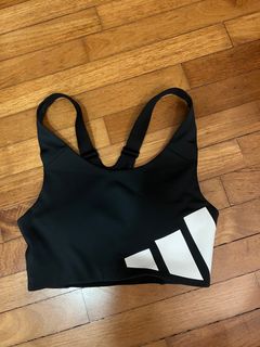 (Category: ) located in . Submitted by carynyong (Listing ID 1327954380, Image 1). Description: .