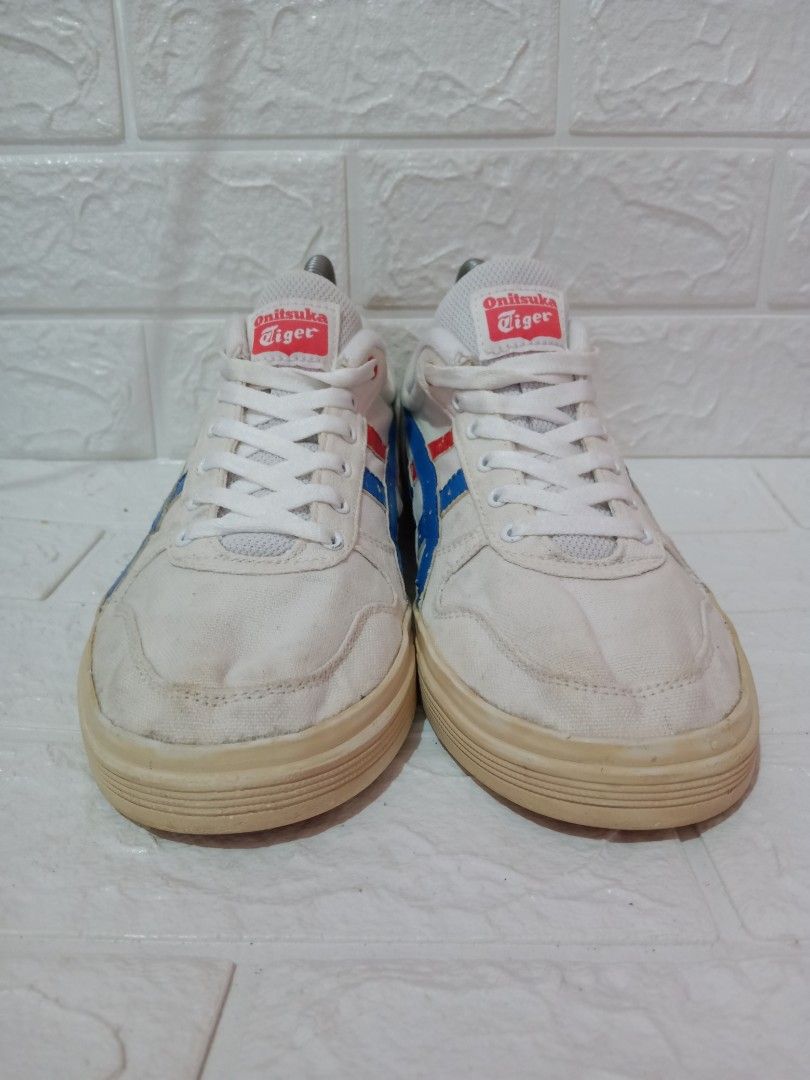 Asics aaron 41 5 shop