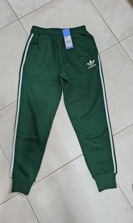 (Category: ) located in . Submitted by joli_shopper (Listing ID 1327983795, Image 1). Description: .