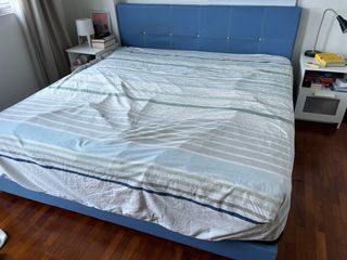 (Category: ) located in . Submitted by varunt (Listing ID 1328008482, Image 1). Description: .