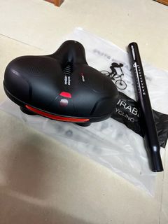 （分類：）位於 。 由 raatuul 提交（商品編號 1328052349，圖片 1）。簡介： 。