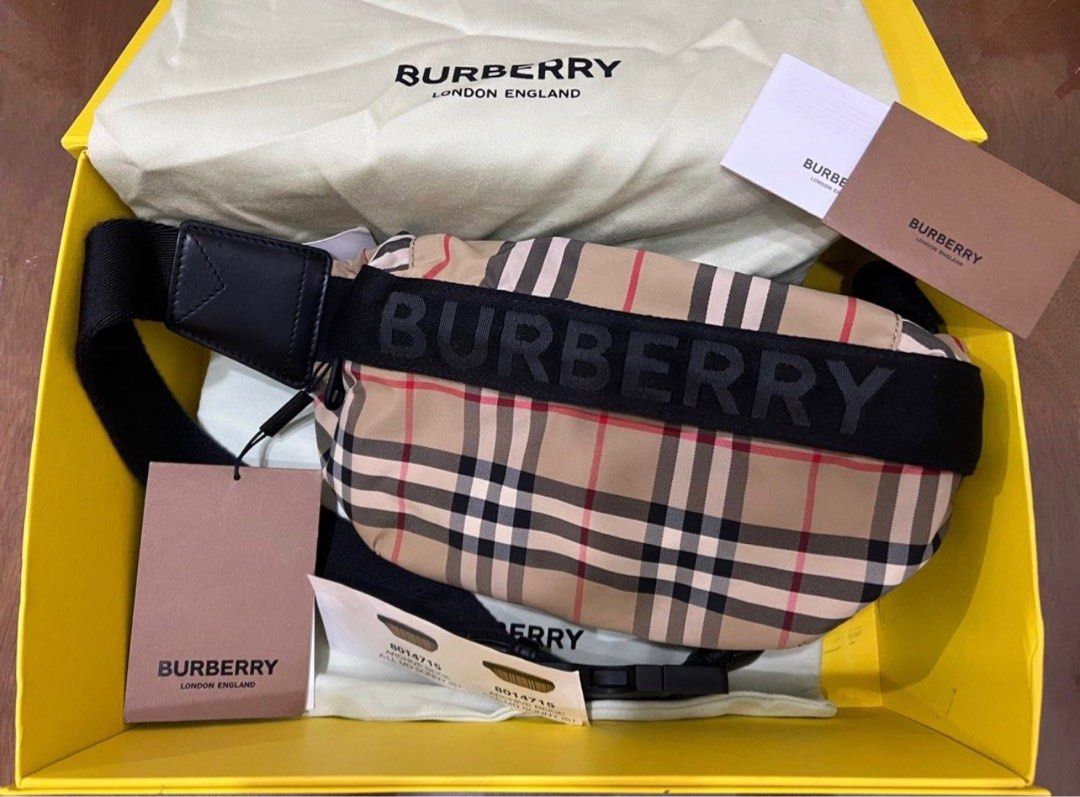 Burberry Belt Bag (Category: Luxury Bags & Wallets) located in Quezon City. Submitted by scar.alta (Listing ID 1328008818, Image 3). Description: For Sale Burberry Belt Bag Thank you.