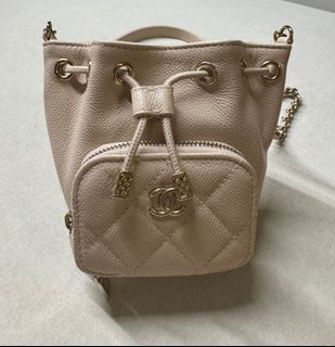 （分類：）位於 。 由 char1ott3 提交（商品編號 1328003144，圖片 1）。簡介： 。