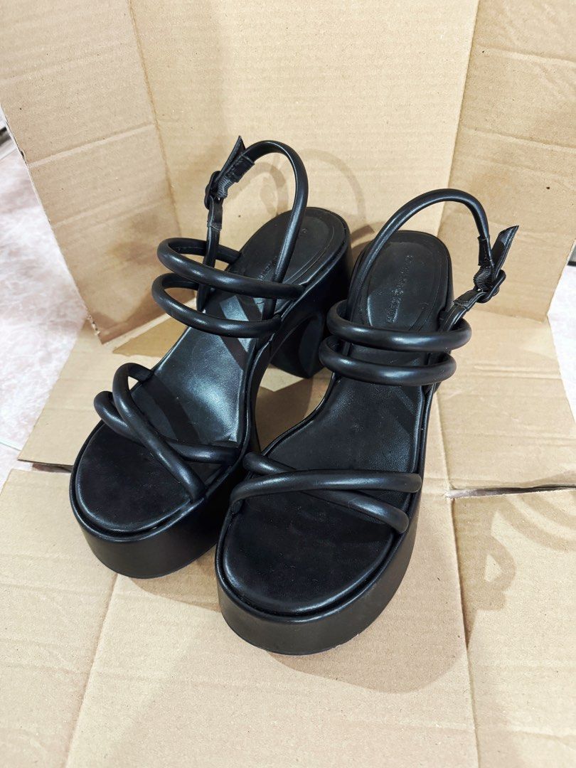 charles and keith nerissa tubular platform sandals, Women's