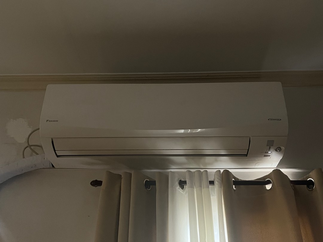 Daikin 2HP Split Type Inverter Aircon Unit, TV & Home Appliances, Air
