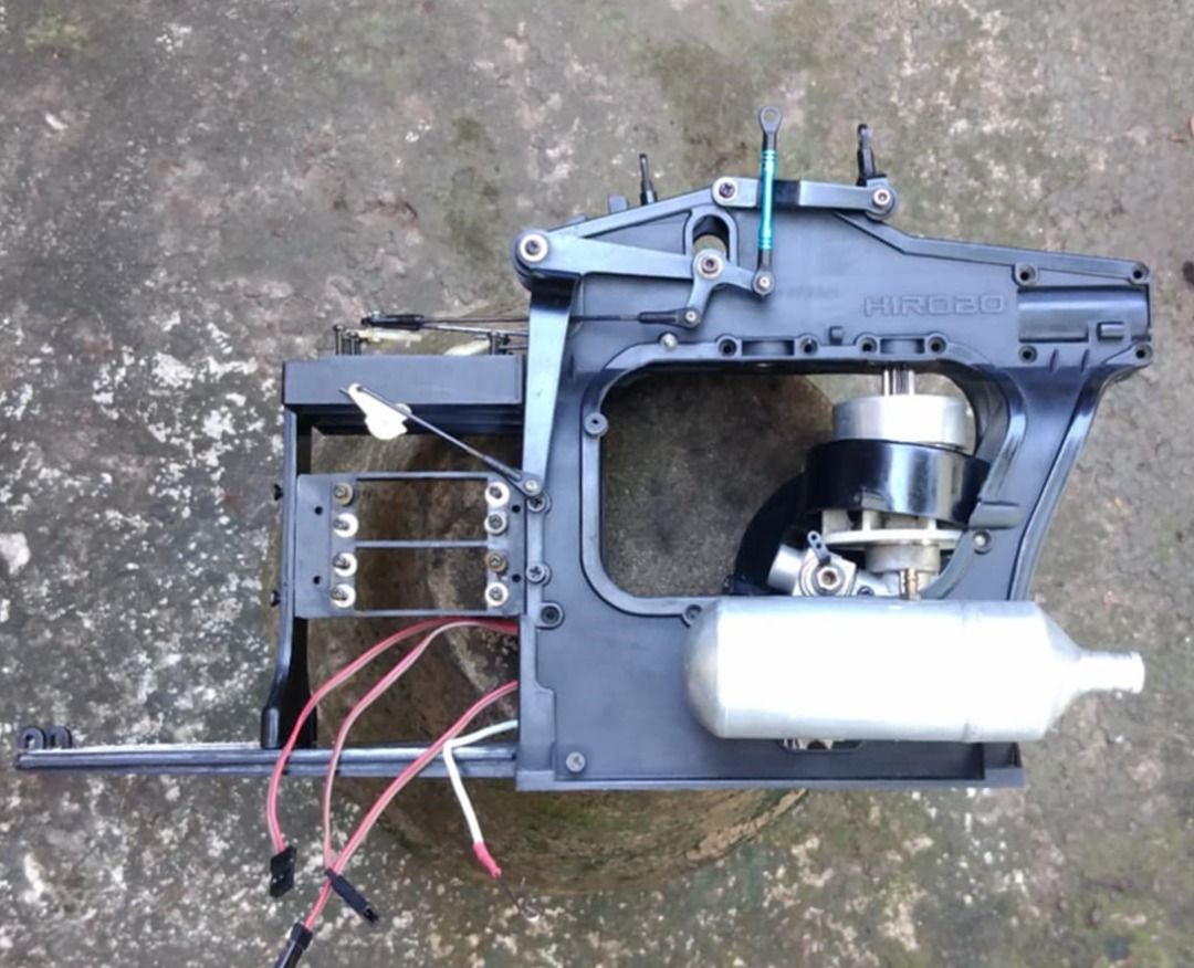 disposing unfinished project. hirobo shuttle helicopter body frame with ...