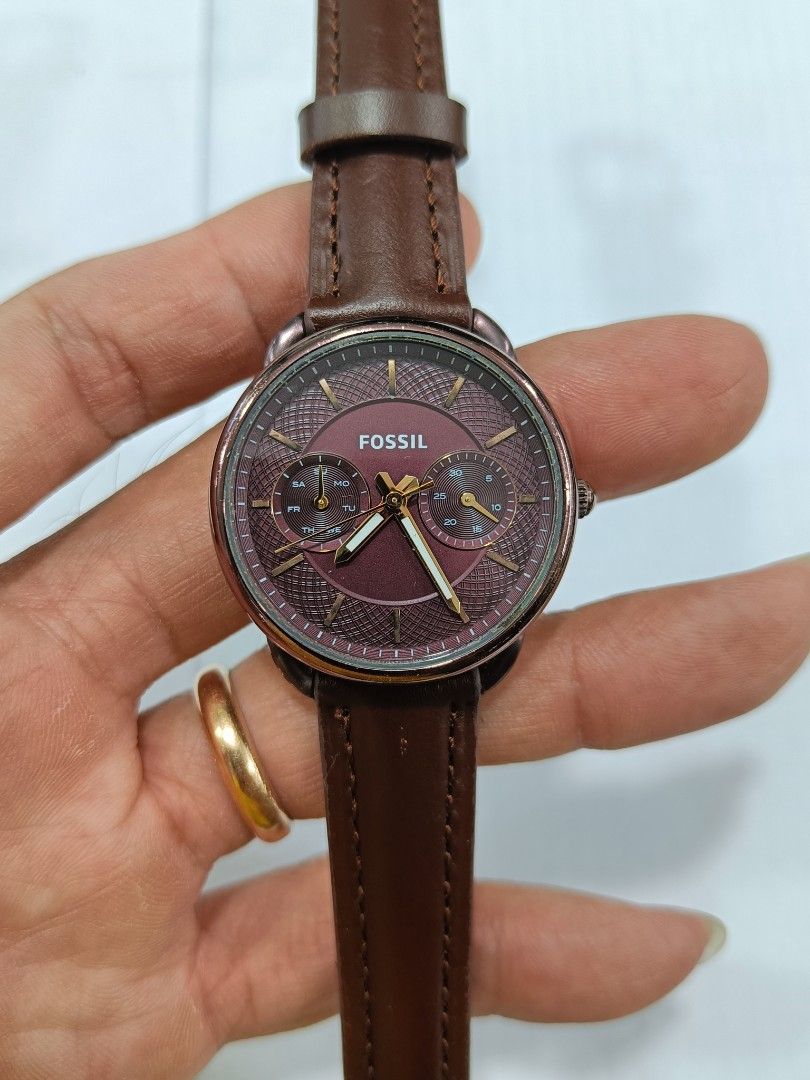 Fossil ES4121 ORIGINAL bekas bagus normal semua cukup mulus siap pakai Barang Mewah Jam Tangan di Carousell