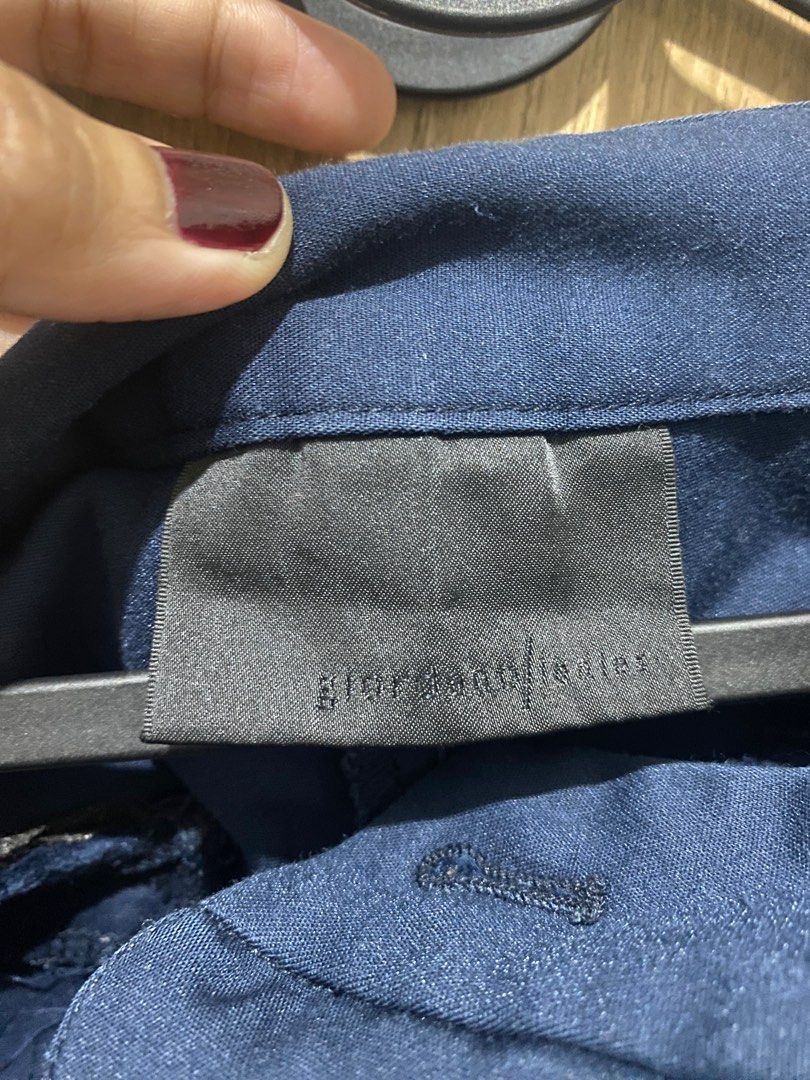Giordano Shorts (Category: Shorts) located in Makati City. Submitted by jpare (Listing ID 1328001555, Image 2). Description: Navy Blue shorts. Very classy ‘to. .