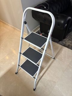 (Category: ) located in . Submitted by clqrr (Listing ID 1327932201, Image 1). Description: .