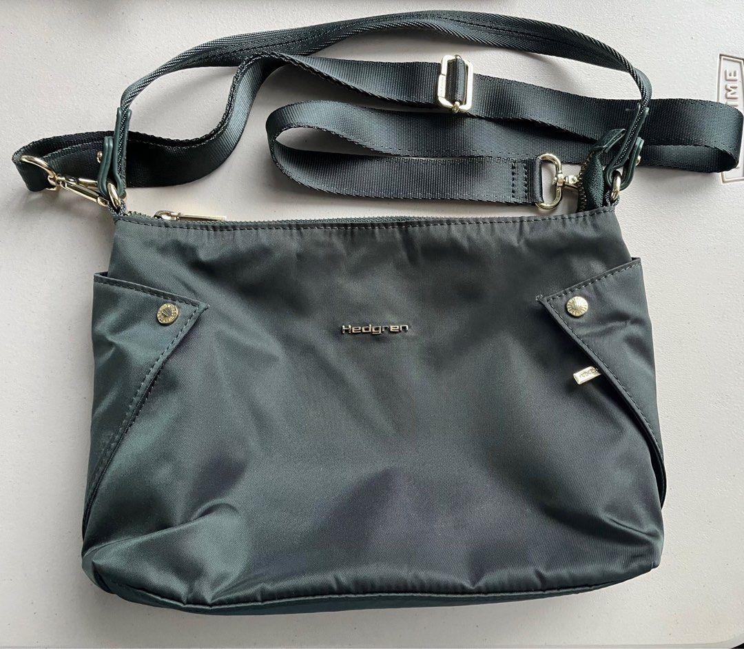 Hedgren prisma triangular small crossbody shop