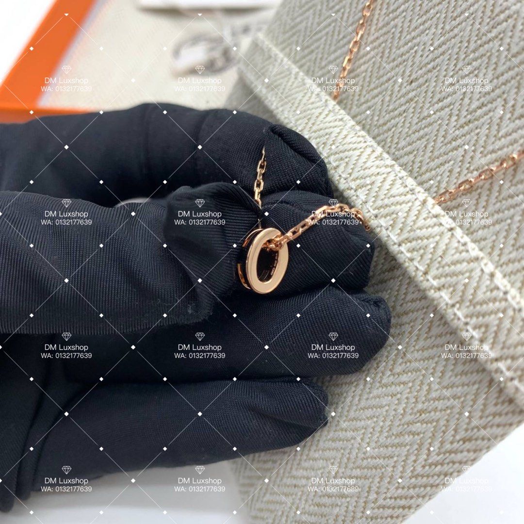 Hermes Mini POP H Necklace Black Rose GHW, Luxury, Accessories on Carousell