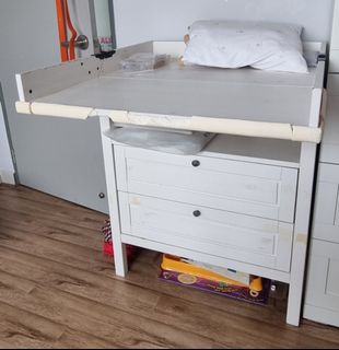 (Category: ) located in . Submitted by evaboo (Listing ID 1327978289, Image 1). Description: .