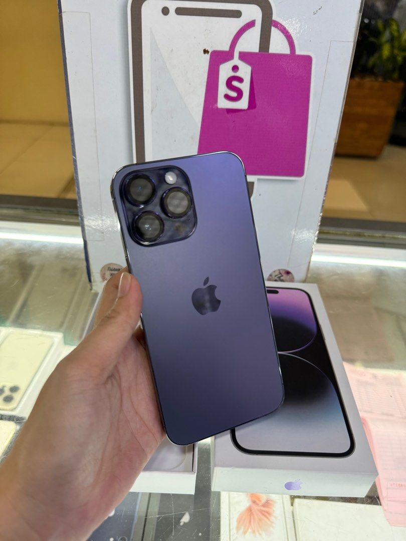 iphone 14 pro max 512gb 2ndhand (Category: iPhone 14 Series) located in Cainta. Submitted by vine_gadget_shop (Listing ID 1327906885, Image 2). Description: iphone 14 pro max 512gb 2ndhand ntc variant factory unlock with box and cord replaced pick up store greenhills shopping center we accept trade in we accepy credit card and ggives installment we do cod and door to door we ship nationwide for fast transaction call 09277368323 look for vine visi