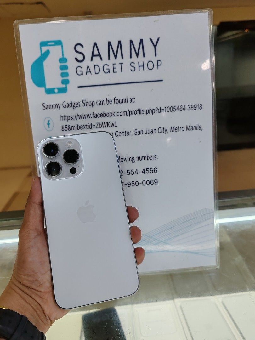 Iphone 14prkmax 256 hk preloved (Category: iPhone 14 Series) located in Quezon City. Submitted by ronalynac40976 (Listing ID 1327926846, Image 1). Description: iphone 14promax 256 hk variant/dual sim 90% batteri health good condition with box, usb, case pick up store in greenhills shopping center we ship Nationwide via lbc we accept creditcard by installment+% we accept swap/trade in we accept ggives & spaylater+% dm or call for fast transaction 