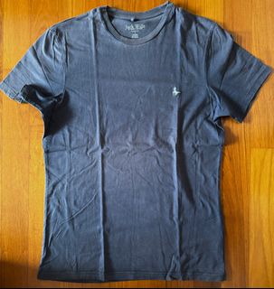 (Category: ) located in . Submitted by clotheslocker (Listing ID 1327947910, Image 1). Description: .