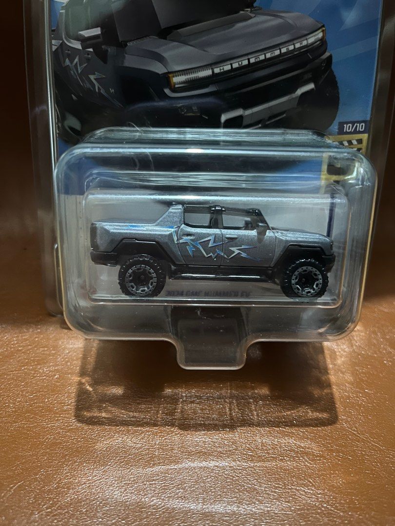 Ken / Barbie Hotwheels w/ Protective Case (Negotiable) (Category: Vehicle & Diecast Models) located in Mandaluyong City. Submitted by jas0613 (Listing ID 1328051353, Image 2). Description: ✅ Authentic ✅ Comes with Protective Case RFS: Decluttering, need funds 💵 Price is Negotiable (Item needs to be sold ASAP‼️) 📌Pickup at Mandaluyong 📌Open to meetup (Megamall, Ayala, DLSU, UP Diliman).