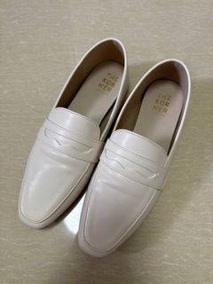 （分類：）位於 。 由 leung_3772 提交（商品編號 1327926327，圖片 1）。簡介： 。