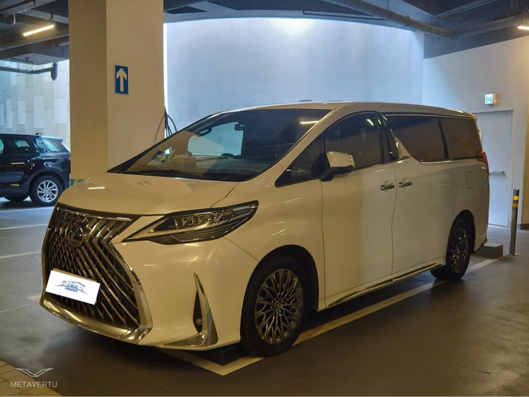 Lexus LM LM Auto628631754035221123