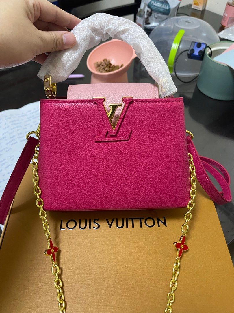 LV- pink hand bag (Category: Luxury Bags & Wallets) located in Makati City. Submitted by gottabeme_tin (Listing ID 1327968862, Image 2). Description: .