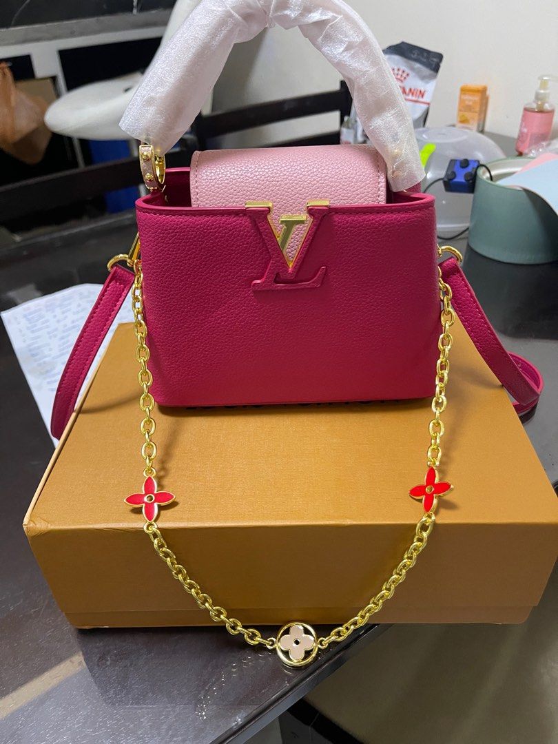 LV- pink hand bag (Category: Luxury Bags & Wallets) located in Makati City. Submitted by gottabeme_tin (Listing ID 1327968862, Image 1). Description: .