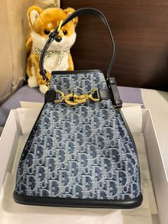 （分類：）位於 。 由 Tiffanie_27 提交（商品編號 1328039647，圖片 1）。簡介： 。