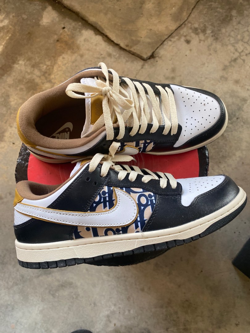 Nike Sb Dunk Low Dior 7uk, Men's Fashion, Footwear, Sneakers on Carousell