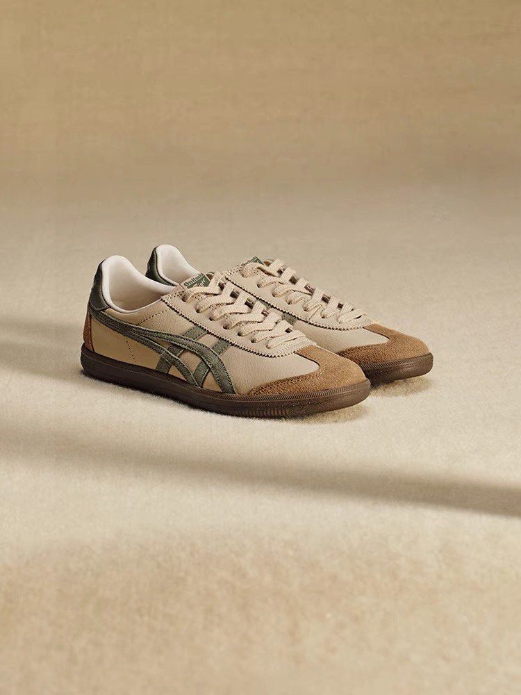Onitsuka Tiger Tokuten (Category: Sneakers) located in Singapore. Submitted by boostdfrkr (Listing ID 1328002142, Image 3). Description: Onitsuka Tiger Tokuten Best alternative to the oversaturated Adidas Samba! 100% Authentic Pricing vary according to colourway Preorder listing Sizes subject to availability Sizing is true to size following Onitsuka Tiger Mexico 66 .