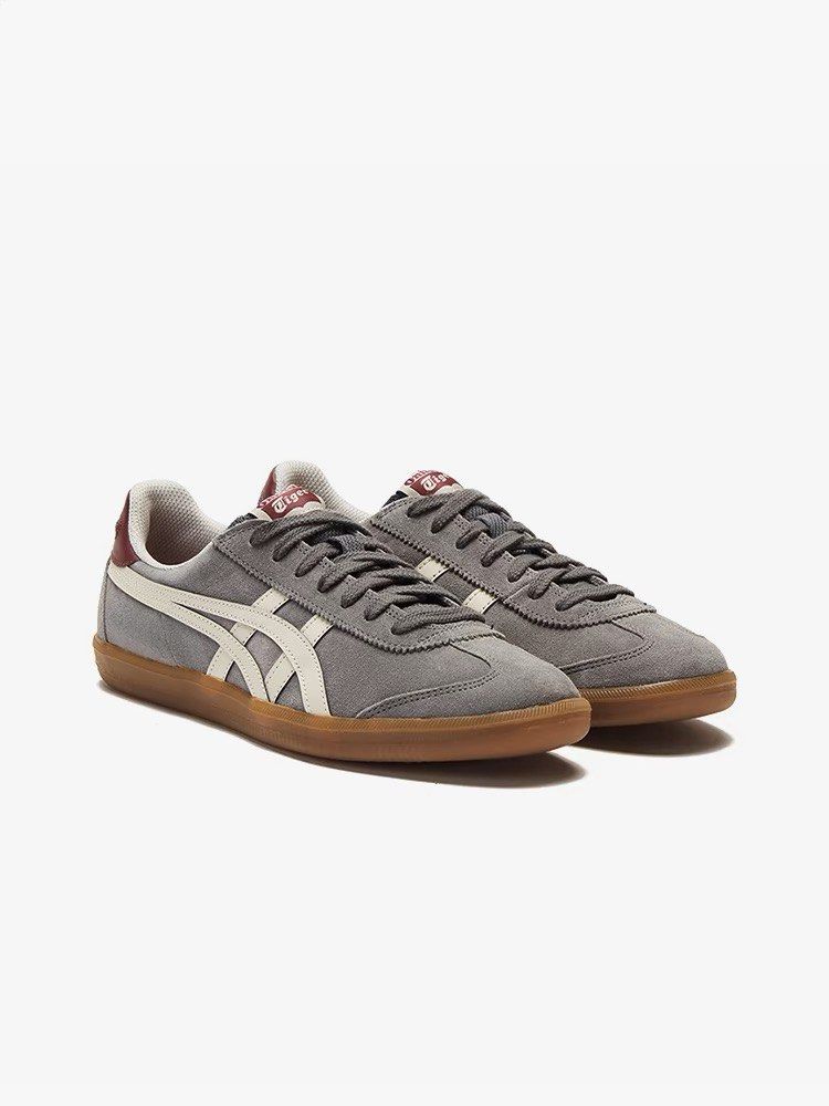 Onitsuka Tiger Tokuten (Category: Sneakers) located in Singapore. Submitted by boostdfrkr (Listing ID 1328002142, Image 2). Description: Onitsuka Tiger Tokuten Best alternative to the oversaturated Adidas Samba! 100% Authentic Pricing vary according to colourway Preorder listing Sizes subject to availability Sizing is true to size following Onitsuka Tiger Mexico 66 .