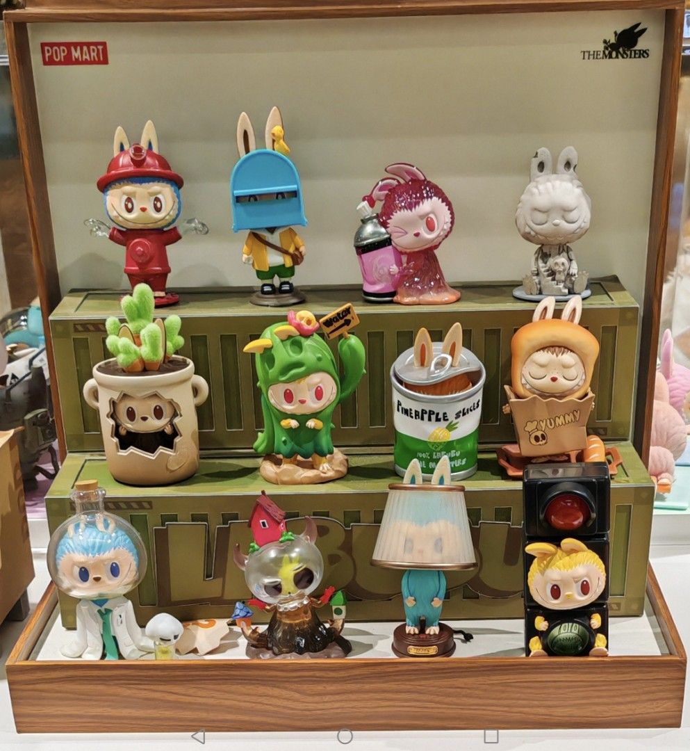 Popmart Pop Mart The Monsters Labubu Almost Hidden, 興趣及