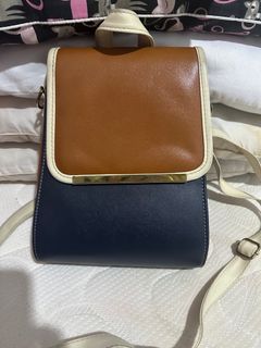 (Kategori: ) berada di . Dikirim oleh secondhand93 (ID iklan 1327920516, Gambar 1). Deskripsi: .