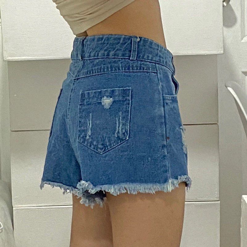 preloved medium wash tattered denim shorts (Category: Shorts) located in Valenzuela. Submitted by selcycle (Listing ID 1328045933, Image 3). Description: msize 📏 • 26 inches condition: • 10/10 • no stains ✿ location: ugong, valenzuela city ✿ mop: gcash or bpi bank transfer ✿ mod: j&t or lalamove ✿ meet up: around morayta/españa message me for more pictures and/or if you have any question 🫶🏻.