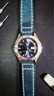 (Category: ) located in . Submitted by the_secondhandph (Listing ID 1327973821, Image 1). Description: .