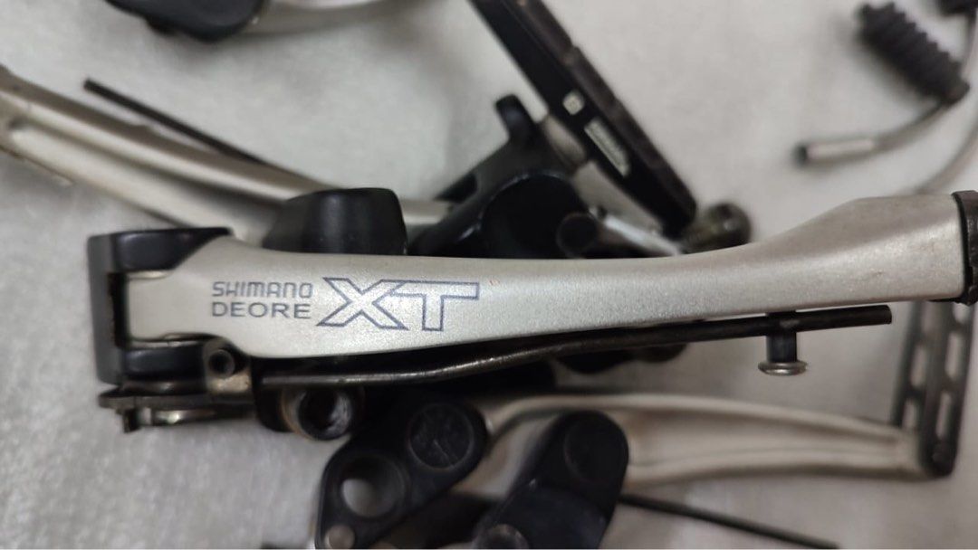 SHIMANO DEORE XT BR- M750 V BRAKE SETS, Sports Equipment, Bicycles