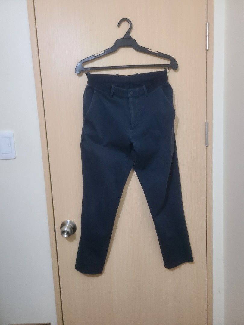 Uniqlo Navy Blue Stretchable Small Trouser (Category: Trousers) located in Pasig City. Submitted by amd02 (Listing ID 1328011332, Image 3). Description: Uniqlo - Small Navy Trouser Stretchable Issue- Need Stitiching See last photo.
