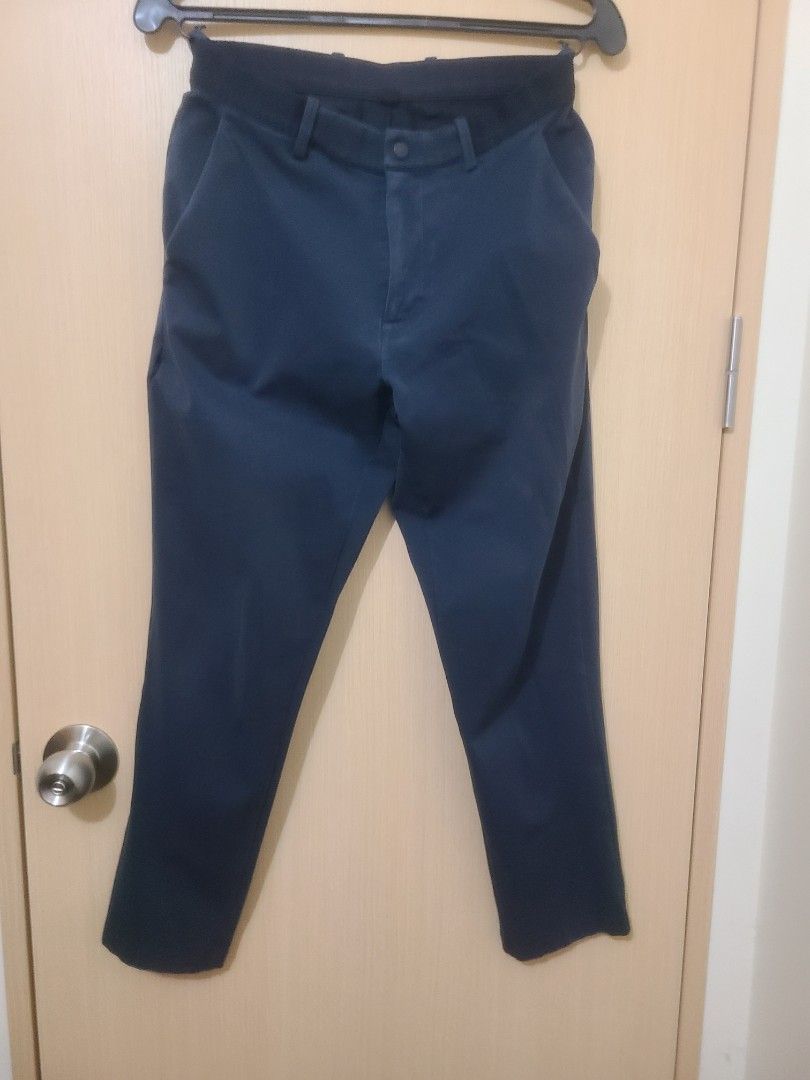Uniqlo Navy Blue Stretchable Small Trouser (Category: Trousers) located in Pasig City. Submitted by amd02 (Listing ID 1328011332, Image 2). Description: Uniqlo - Small Navy Trouser Stretchable Issue- Need Stitiching See last photo.