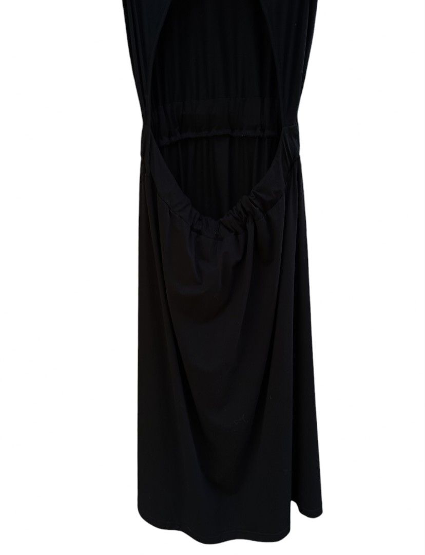 Y-3 Yohji Yamamoto Black Dress (Category: Luxury Apparel) located in Davao. Submitted by jecks9 (Listing ID 1327908832, Image 3). Description: Open back w/ double linen 3 stripes design. shoulders: 13.5 inch armpit: 17 inch shoulder to waist: 15.5 inch waistline: 26-30 inch waist to leg: 27 inch wide opening: 40 inch prestine conditions 9.5/10 colorate see photos for details still presentable to wear MAKE OFFER 📌.